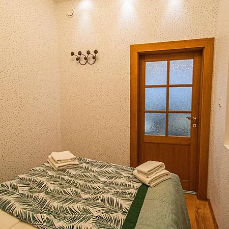 Main Square Sauna And Fireplace *
